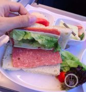 乘客指多家航班飛機(jī)餐嚴(yán)重“縮水”，航司回應(yīng)稱為確保安全-上海貨運(yùn)公司