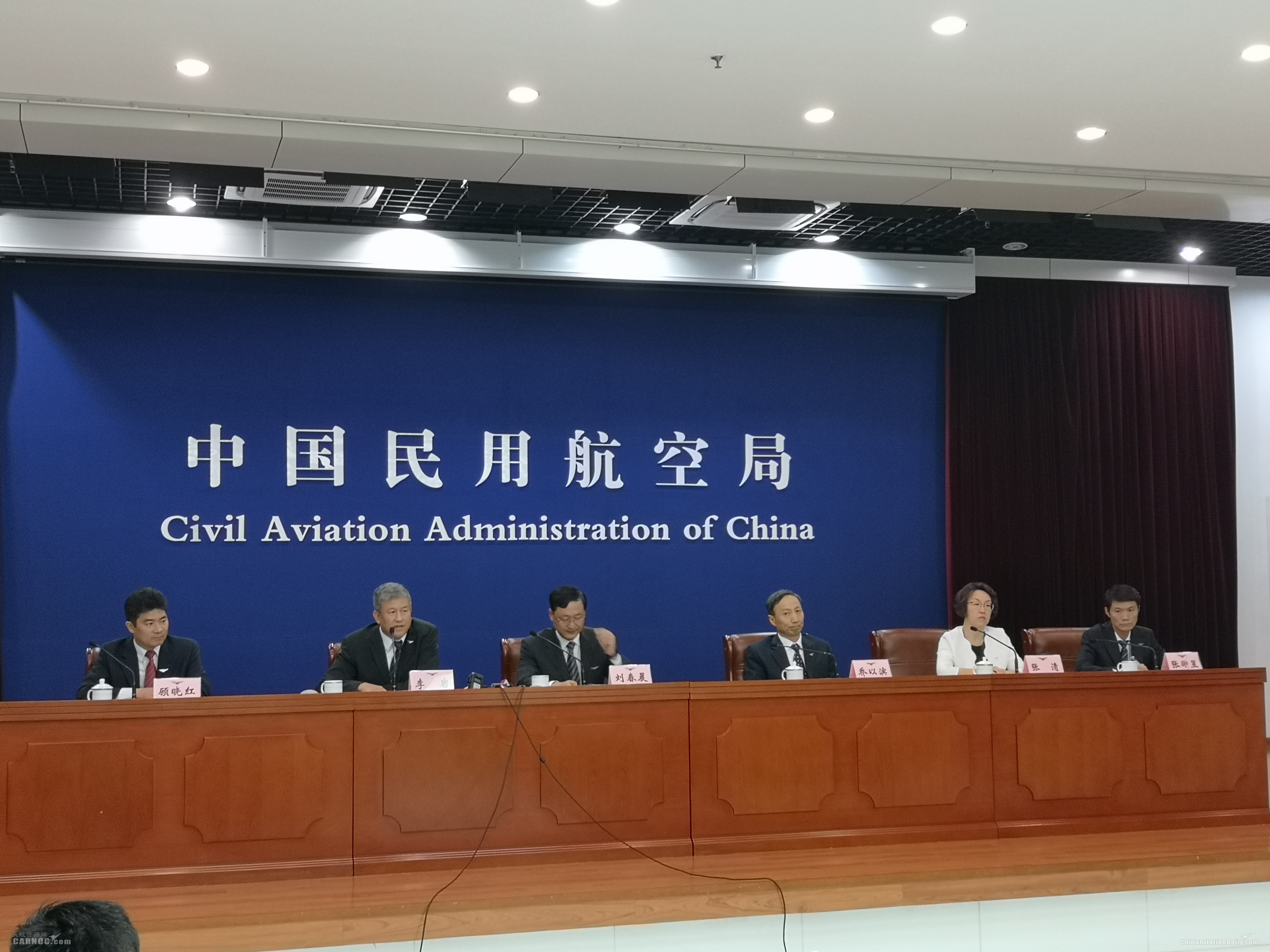 民航局：航企可自主決定是否提供餐食、何種餐食