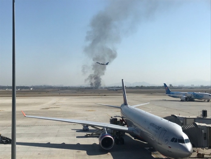 哈薩克斯坦的空運-白云機場東跑道圍界外火情已被控制 對機場運營無影響