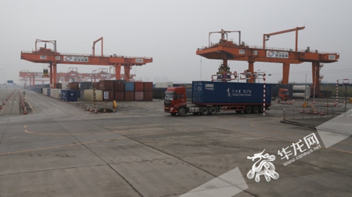 走進(jìn)重慶國際物流園 看內(nèi)陸開放高地建設(shè)新成效