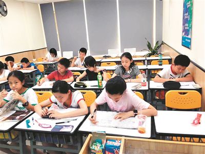 查漏補缺針對性強假日短期班熱報中……