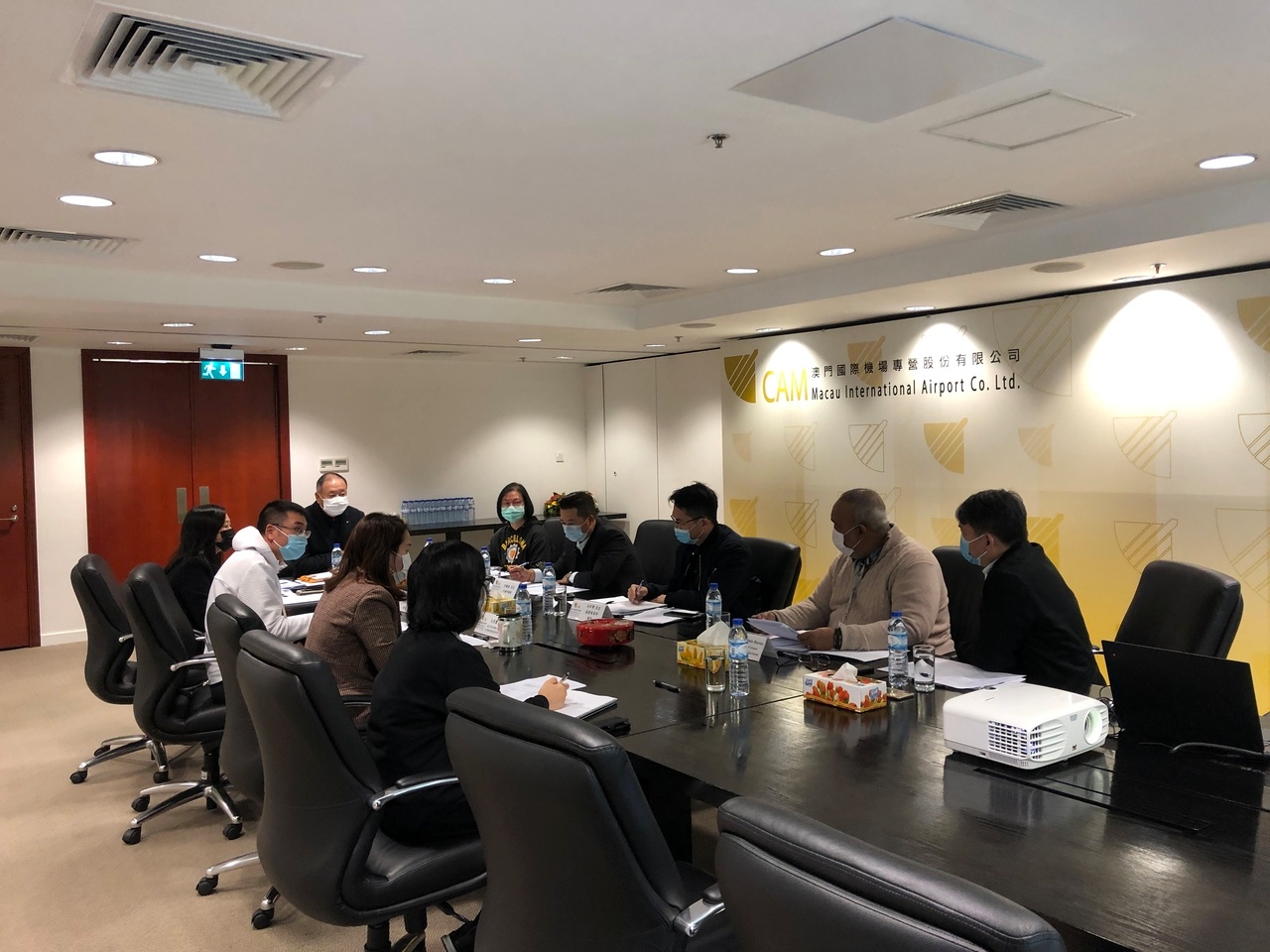 澳門機(jī)場召開防疫應(yīng)變工作小組會議 確定重要防控措施