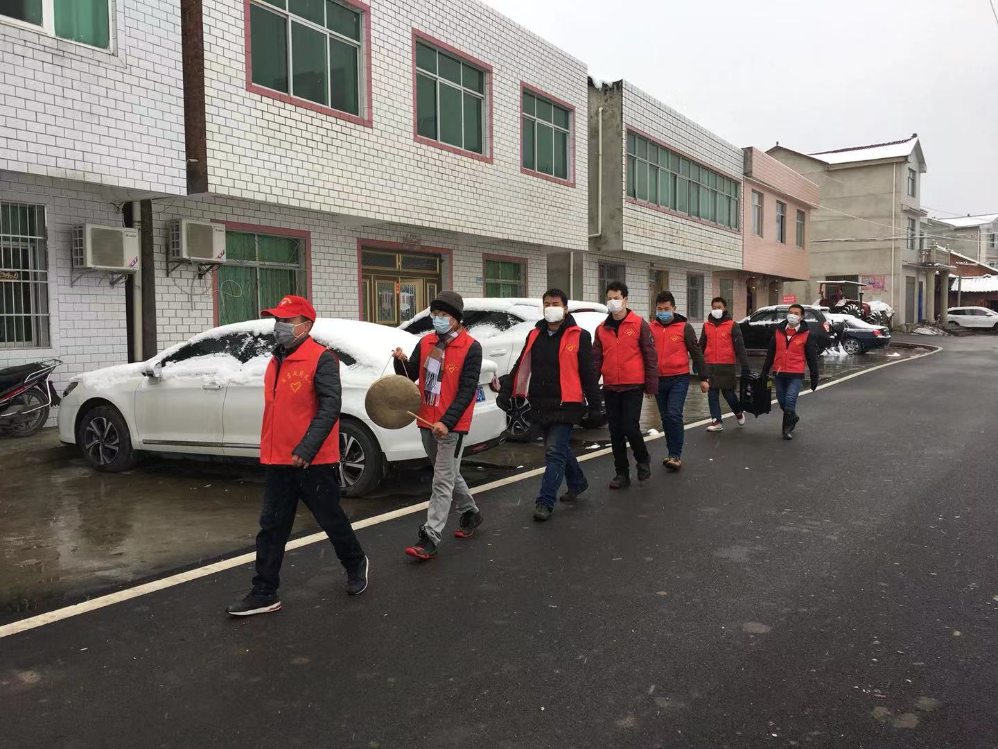 湖北房縣新時(shí)代文明實(shí)踐：志愿精神在戰(zhàn)“疫”中閃光