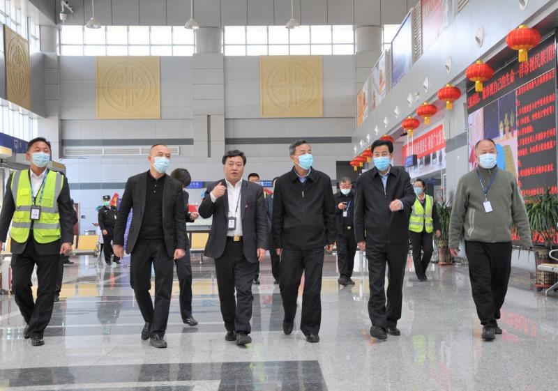 民航西北地區(qū)管理局局長王長益調(diào)研張掖機(jī)場