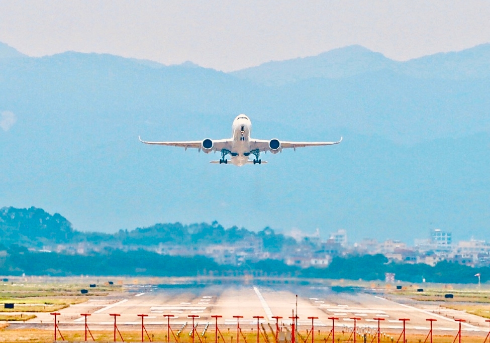 4月三大航客座率均超60% 國內(nèi)市場恢復跡象顯現(xiàn)