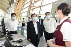 馮正霖：高標準、高質(zhì)量、高水平做好全國兩會服務保障和疫情防控工作