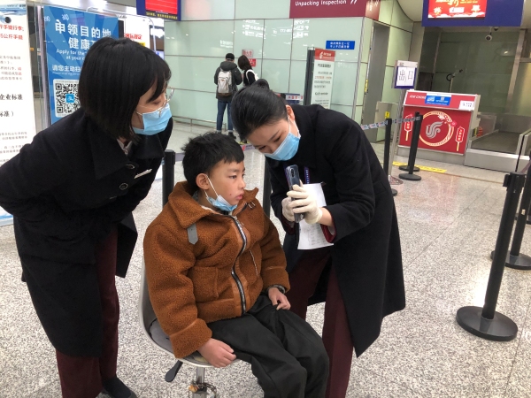 國航西南地服部圓滿完成春運(yùn)保障任務(wù)(附圖)
-南美雙清包稅